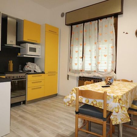 Apartamento Am Liv' Bolonia Exterior foto
